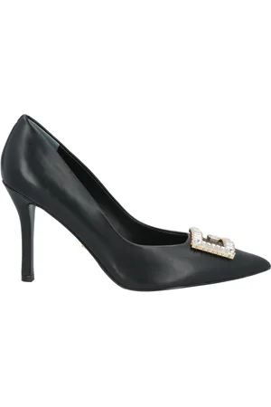 Guess Pumps