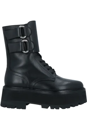 Céline Boots