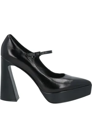 Jeannot Pumps