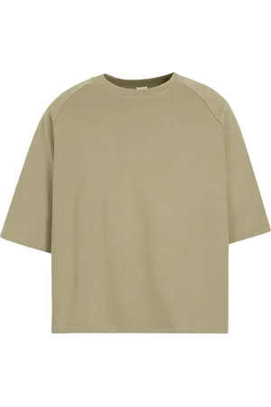 8 Sweatshirts